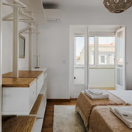 Master Deco Gem In Graca * Lisbon