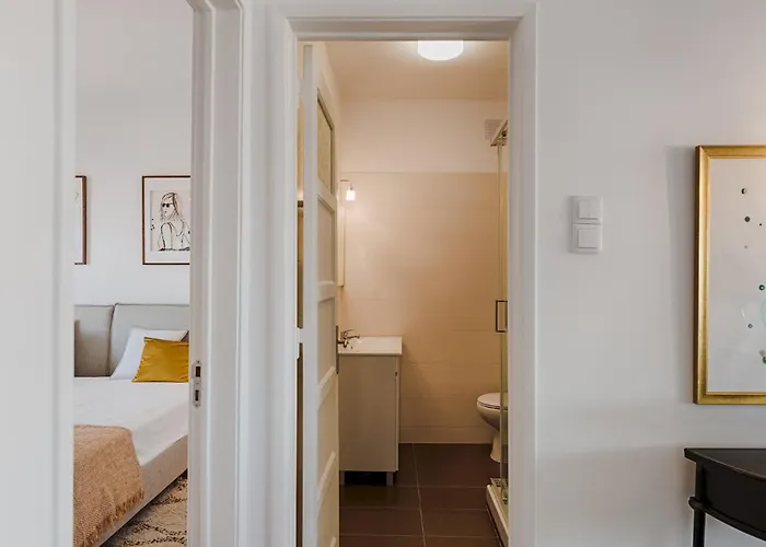 Master Deco Gem In Graca Lisboa