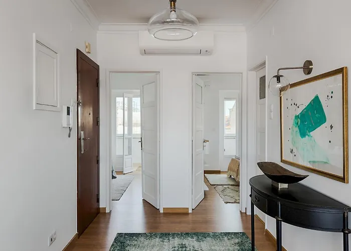 Master Deco Gem In Graca شقة